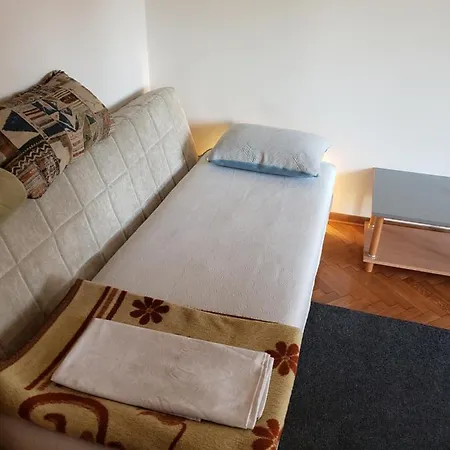 Cozy In Appartment, With Shared Bathroom,downtown Privat bolig